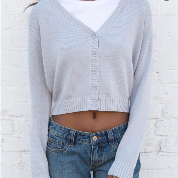 Brandy Melville Sweaters - Brandy Melville Billie button down sweater